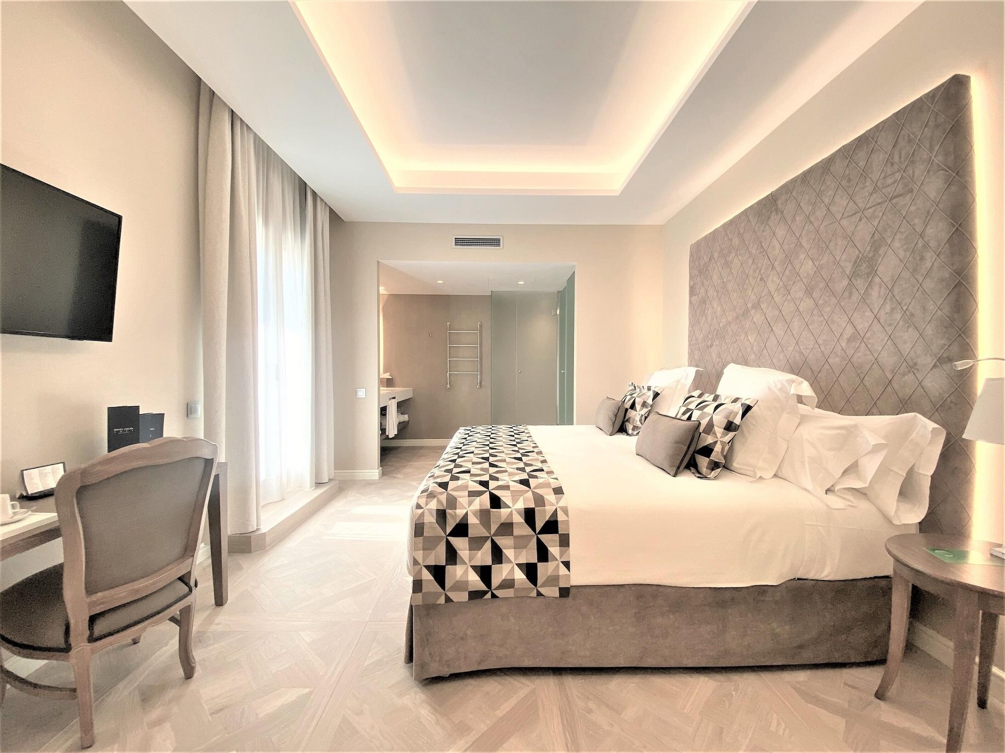 Lamaro Hotel Barcelona Kültér fotó Deluxe room
