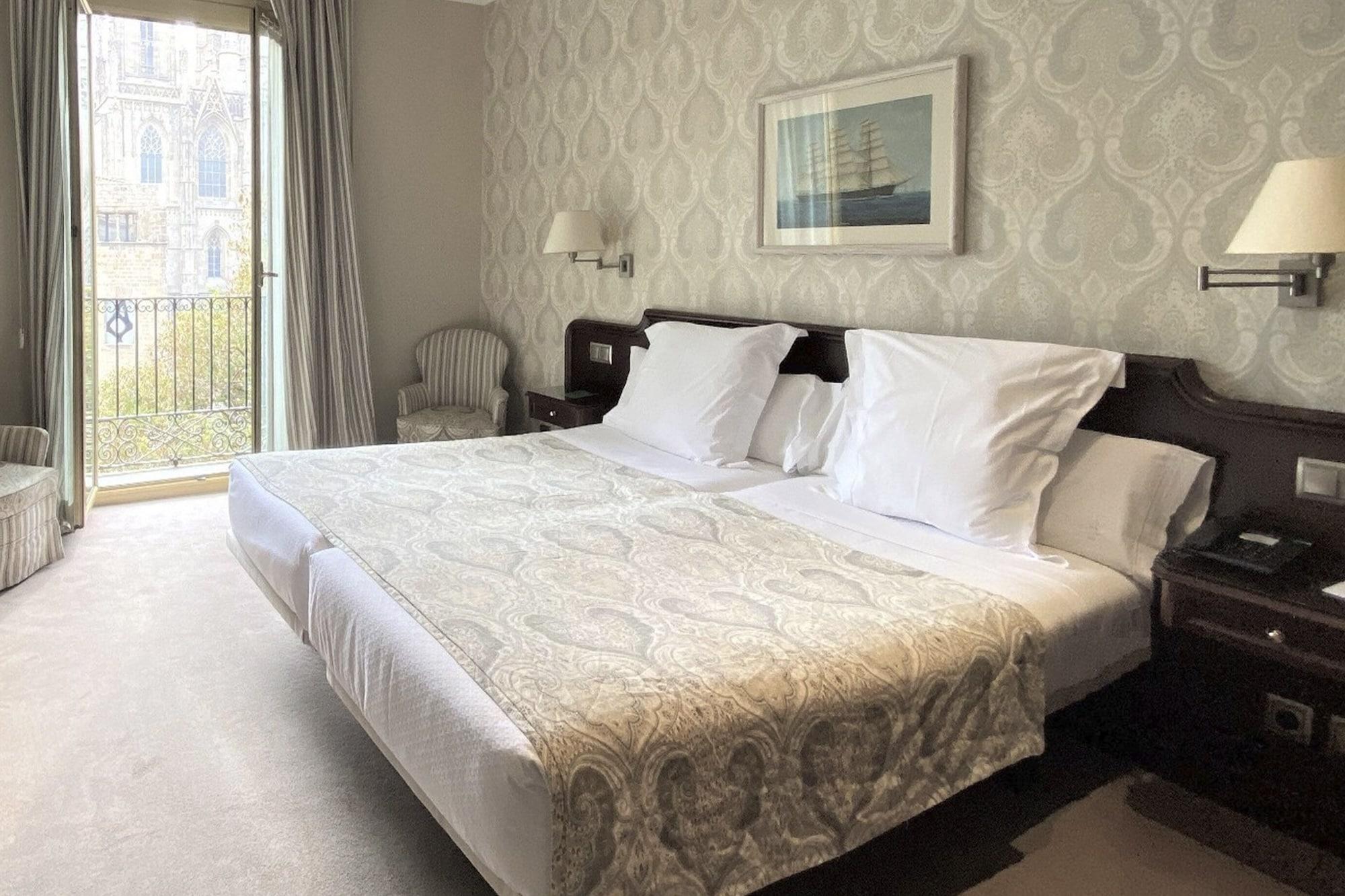 Lamaro Hotel Barcelona Kültér fotó A bedroom at the hotel